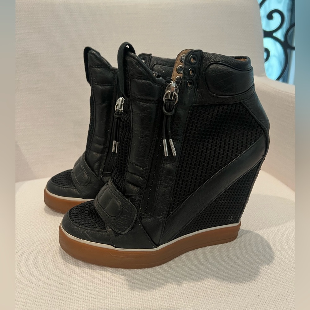 Lamb high too sneakers